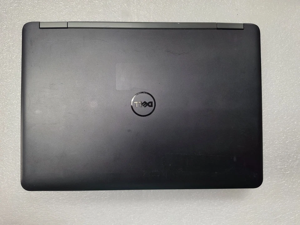 Dell Latitude 15" E5540 i5-4210U, 8GB RAM, 128GB SSD, WIN 11