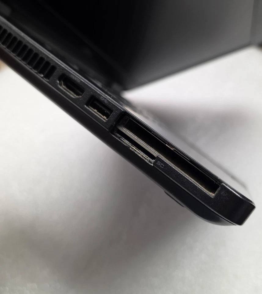 Dell Latitude 15" E5540 i5-4210U, 8GB RAM, 128GB SSD, WIN 11