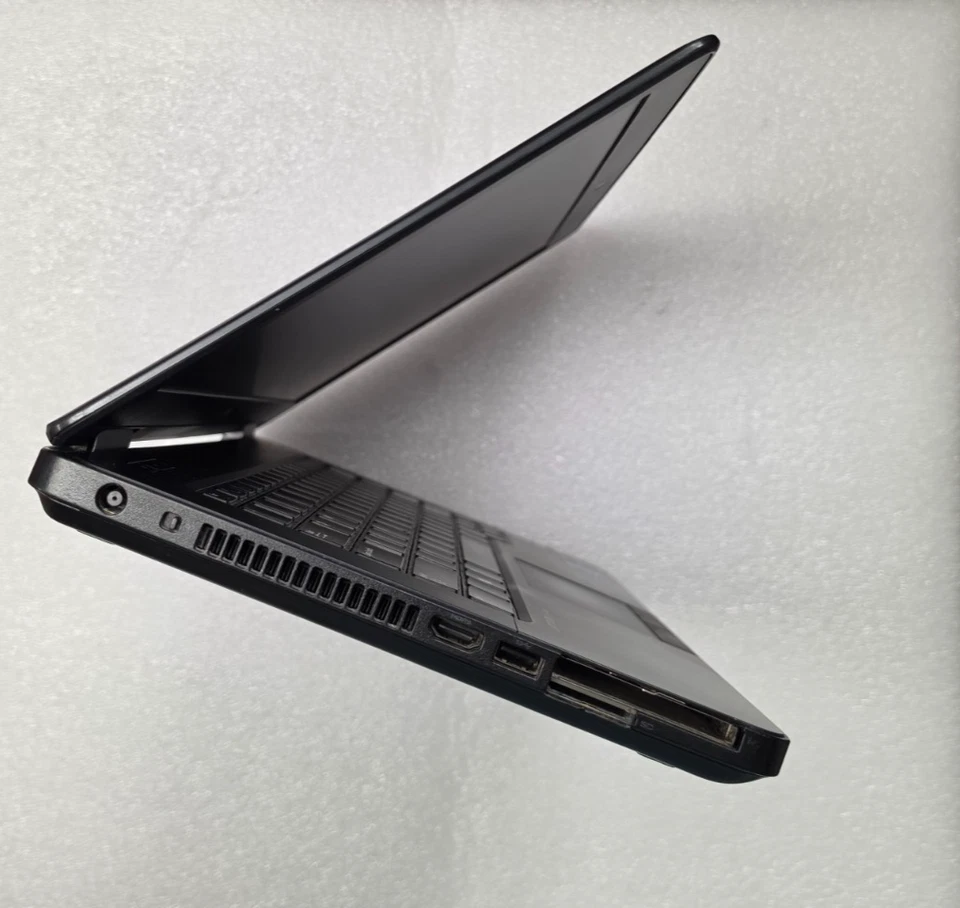 Dell Latitude 15" E5540 i5-4210U, 8GB RAM, 128GB SSD, WIN 11